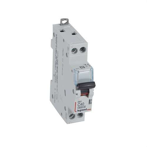 DX3 Circuit Breaker 1P+N 40A Curve C 6/10kA with reference 407732 from the brand LEGRAND