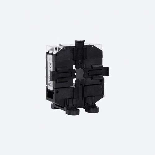 Current Transformer TQ-6 250/5A with reference M74027. from the brand CIRCUTOR