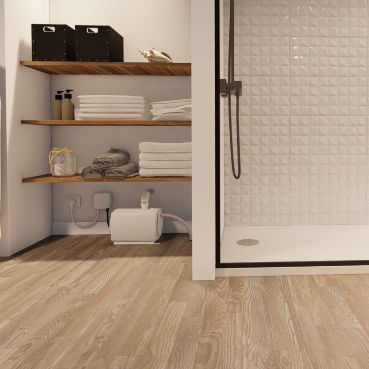 Pompa wodna ssąca z odpływem do prysznica SFA Sanifloor+ 3 z odnośnikiem HIFLOOR3 od marki SFA SANITRIT