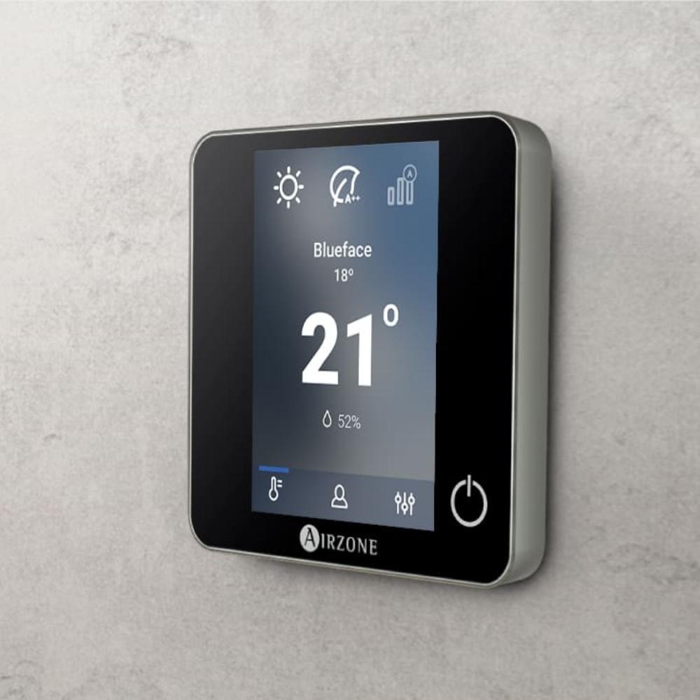 Czarny monochromatyczny termostat radiowy AirZone Think z odnośnikiem AZDI6THINKRB od marki AIRZONE