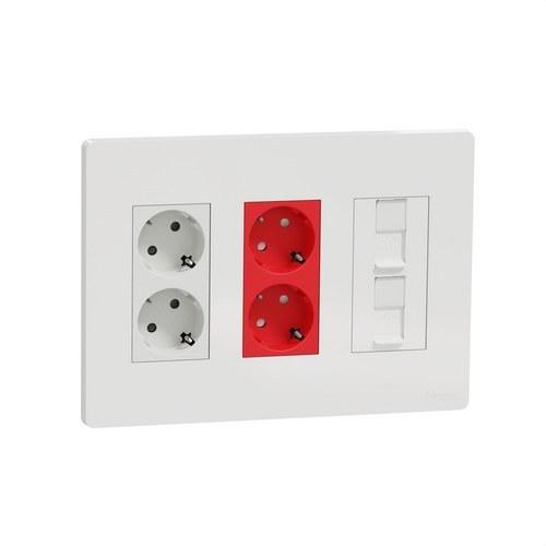 Schneider Electric New Unica System+ 3-Column Workstation Kit with reference NU113118 from the brand SCHNEIDER ELECTRIC