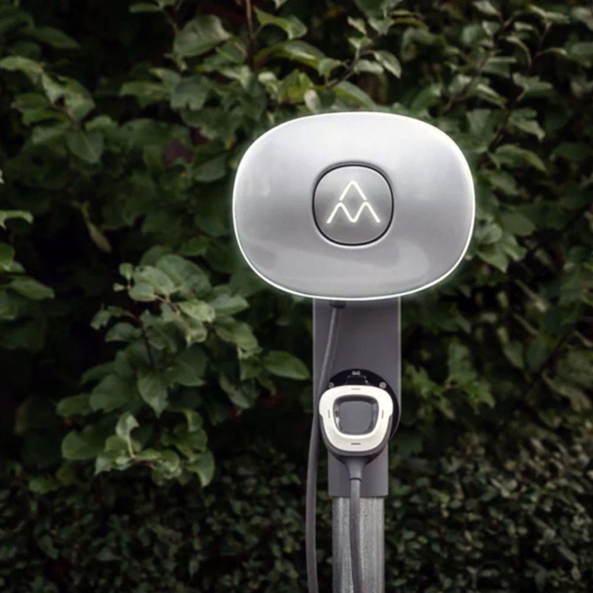 Ładowarka do samochodów elektrycznych z WiFi Charge Amps Halo 7,4 kW z odnośnikiem 130577 od marki CHARGE AMPS