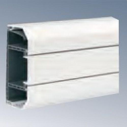 Regulowany kąt wewnętrzny CABLOMAX 130x55mm z odnośnikiem TKA003210/9 od marki SIMON