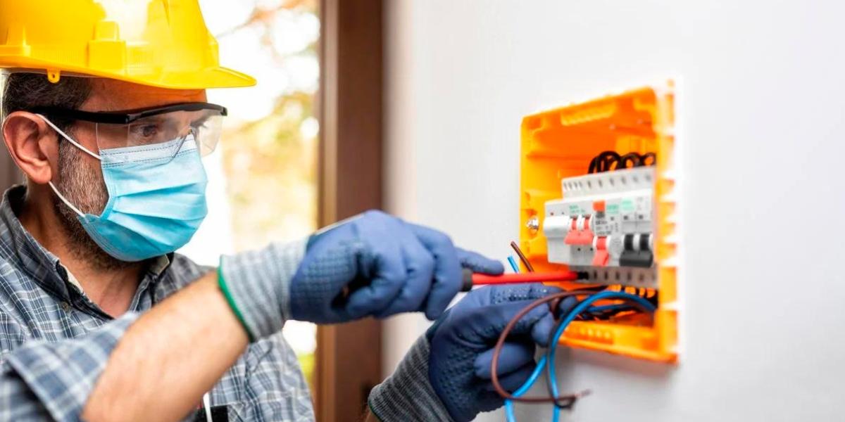 how to choose a surge protector